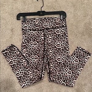 ZYIA scrunchy What Brown and Black Leggings with Bold Leopard Print